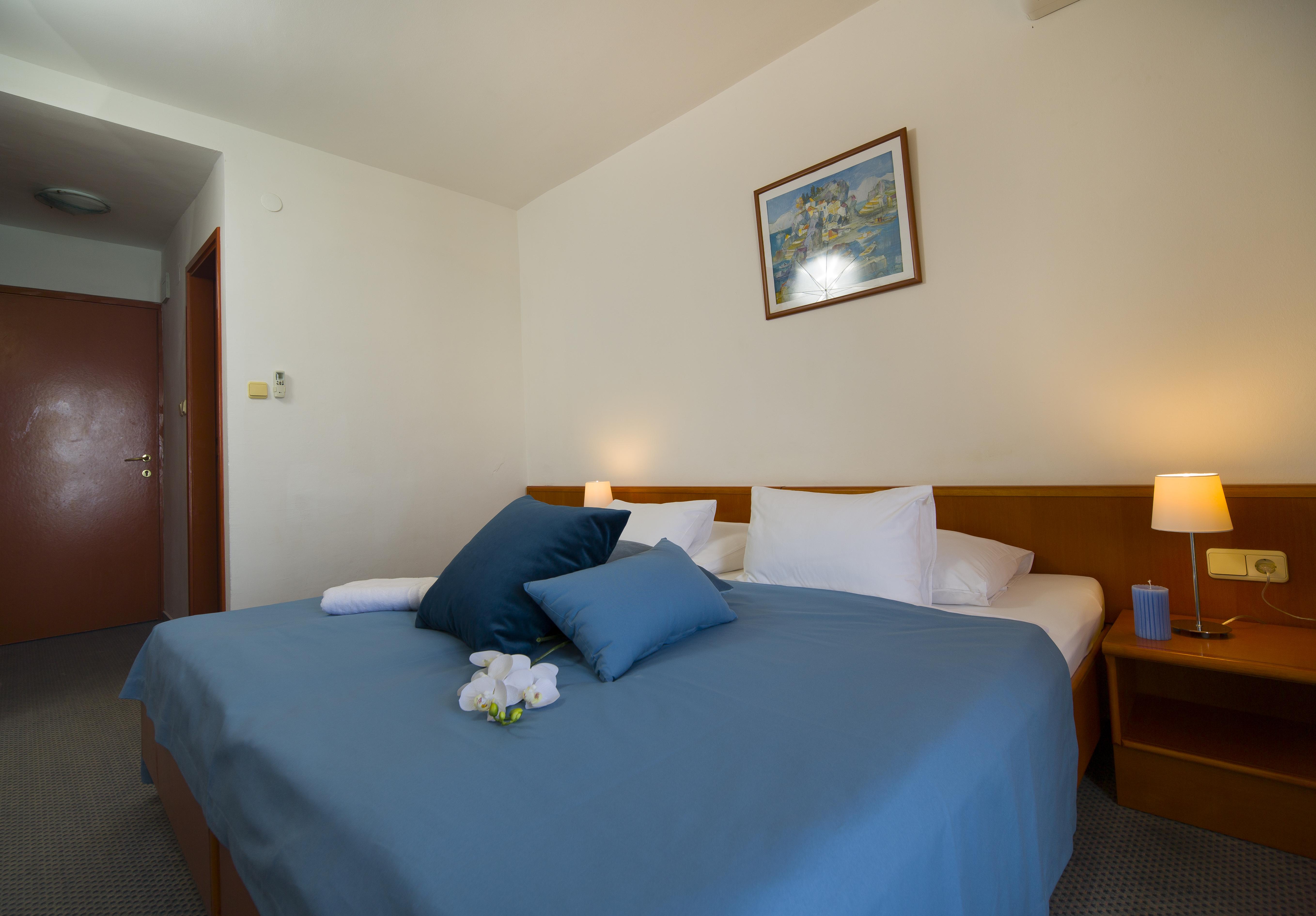 Hotel Faraon Trpanj Exterior foto
