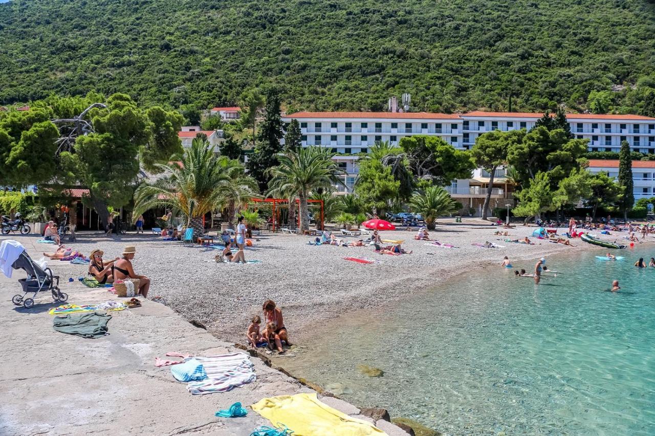 Hotel Faraon Trpanj Exterior foto